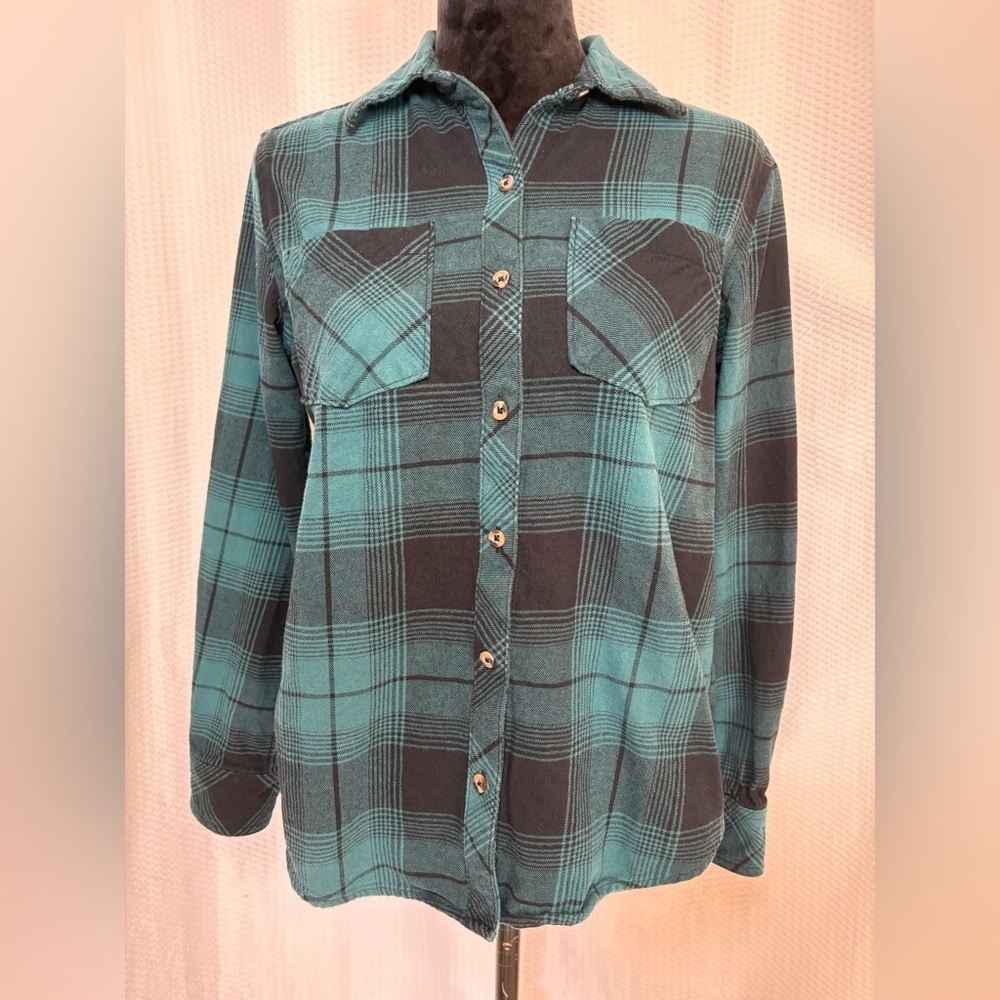 Natural Reflections 100% cotton teal & black plaid button down flannel shirt S